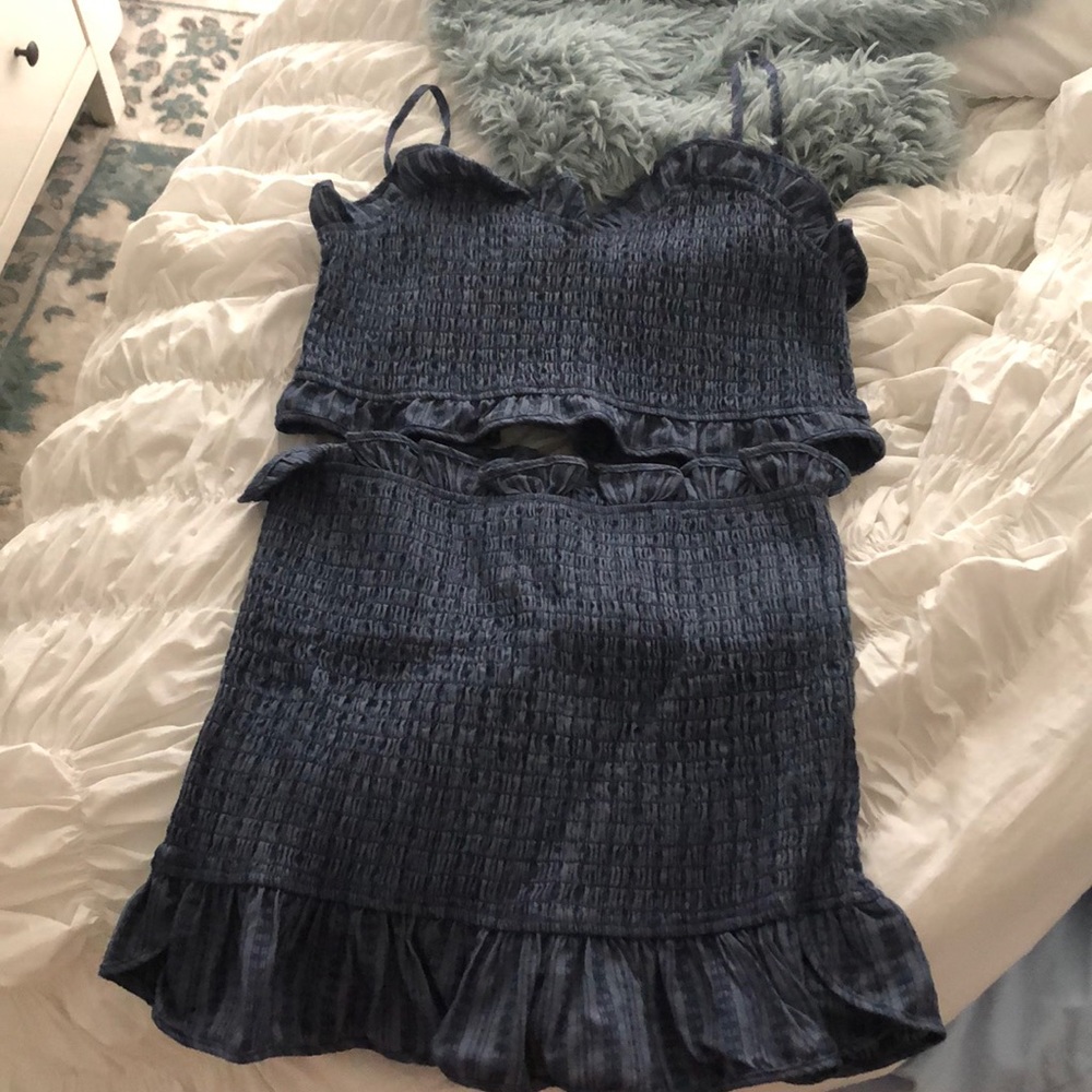 Two piece set